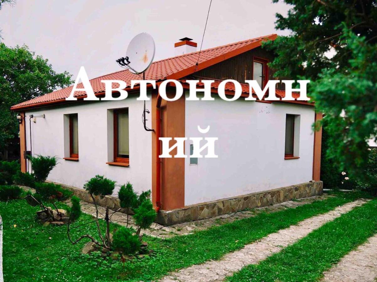 Sadyba Pochayiv Villa Potjayiv Exteriör bild